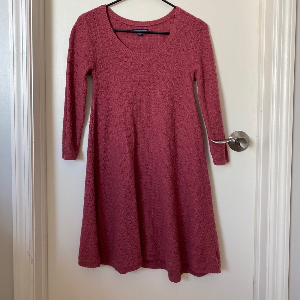 Red/pink 3/4 sleeve sweater dress